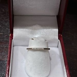 Silver diamond ring